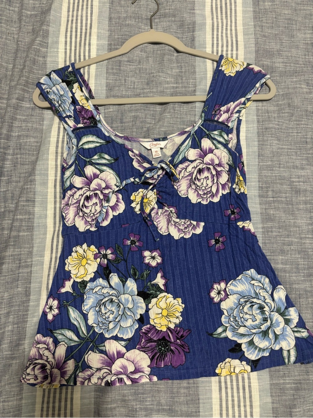 Candie's Blue Floral Tie-Front Tank Top